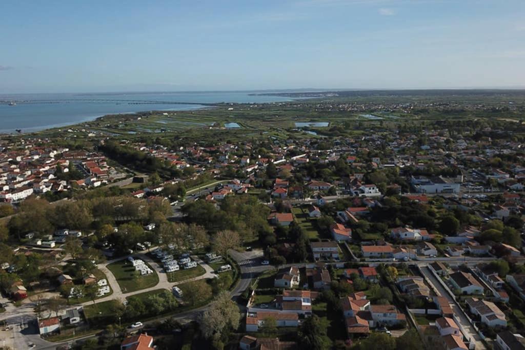 Les Amareyeurs - Ile D'Oleron - Maison Classee 3 Etoiles Avec Piscine - Clim - Velos Ле-Шато-д'Олерон Экстерьер фото